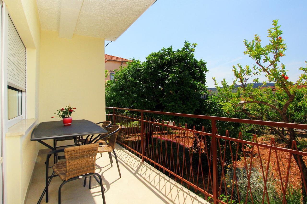Apartment Anica Трогир Экстерьер фото