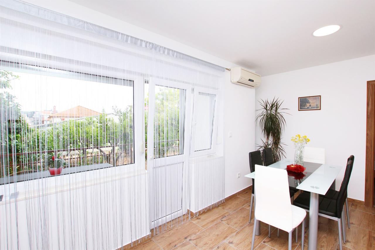 Apartment Anica Трогир Экстерьер фото