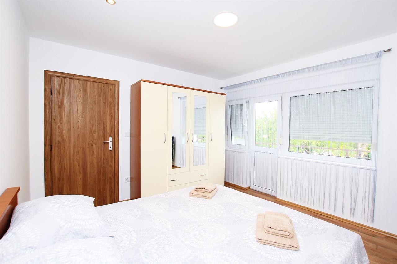 Apartment Anica Трогир Экстерьер фото